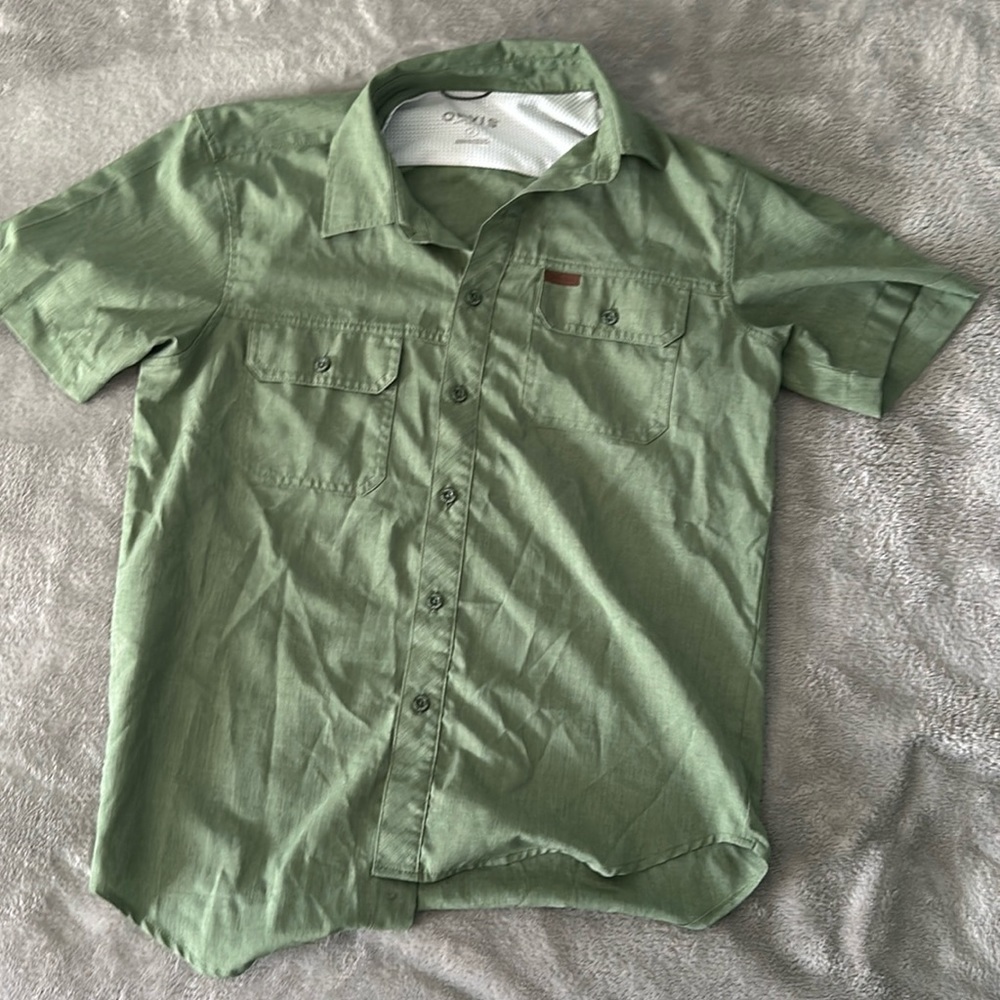 Men’s Small Green button down, like new, light use, athletic/trail.